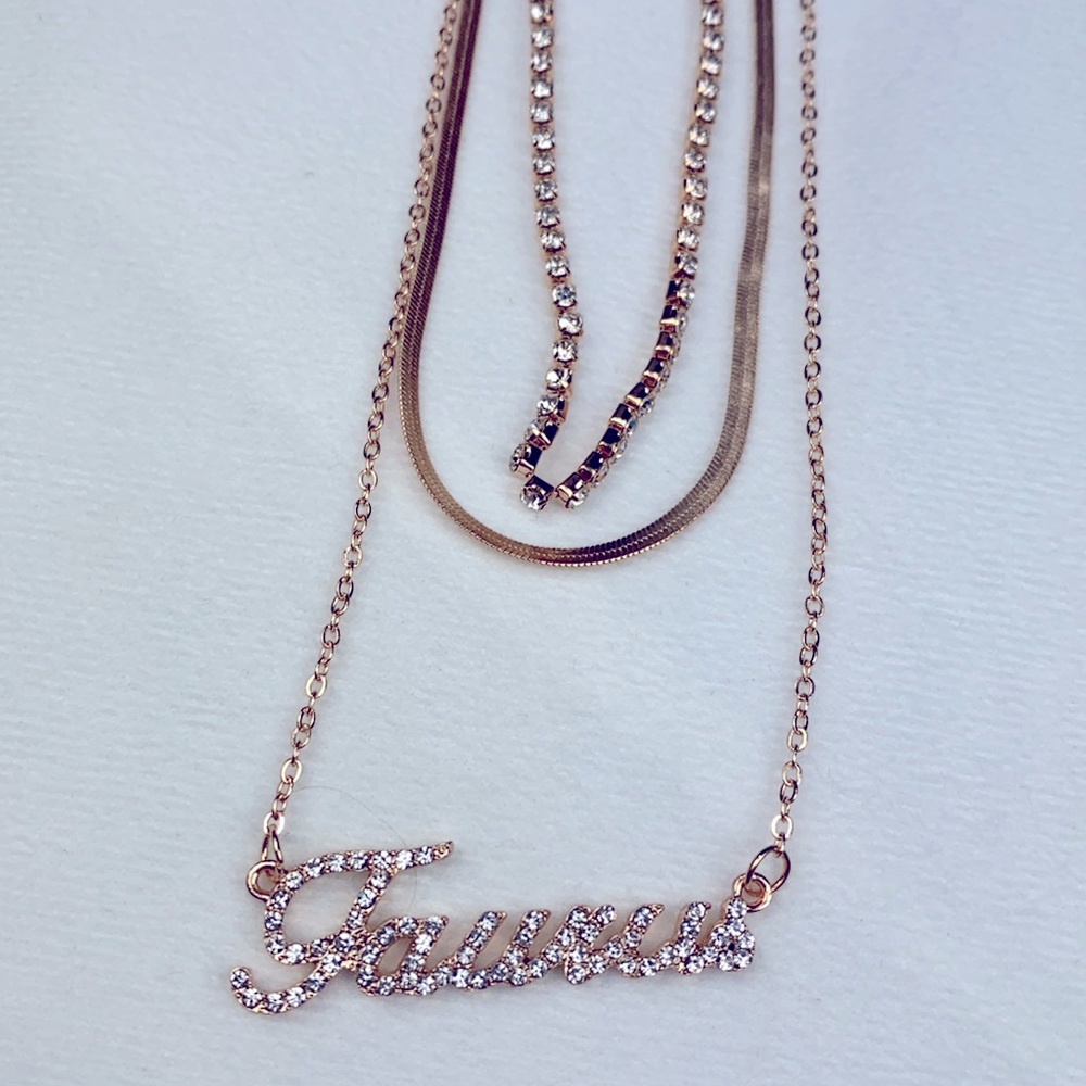 3 Pieces Tauro Letter Pendant Necklace - Picture 3 of 6